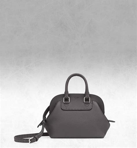 fendi selleria online.